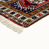 Bergama hand-knotted wool rug (2'6” x 4'8")